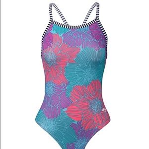 BNWT Dolfin uglies swim suite size 36